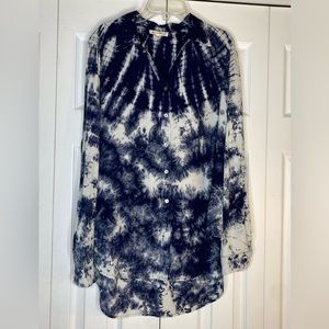 Women's Jane and Delancey Top Button Front Roll-Tab Sleeve Blue White Tie Dye L
